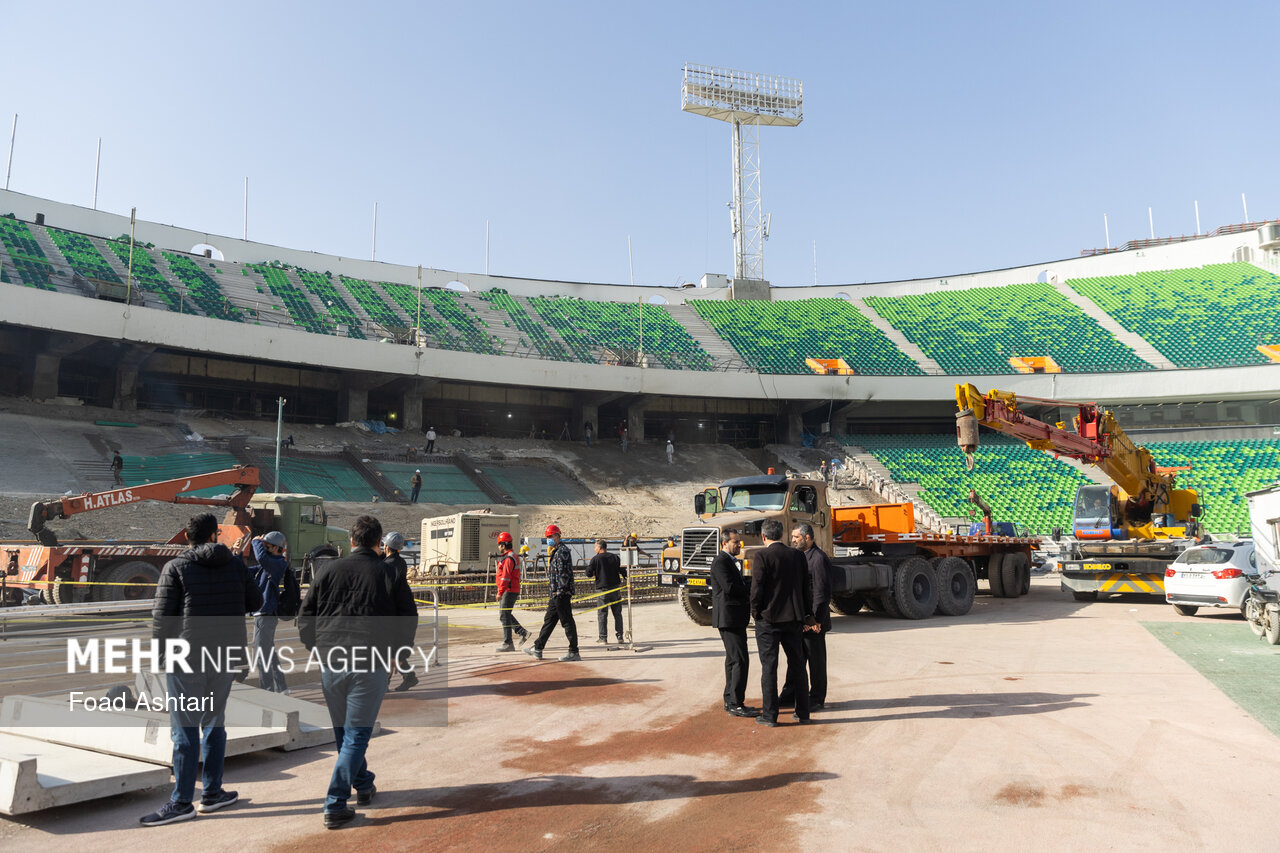 تعمیر ورزشگاه آزادی