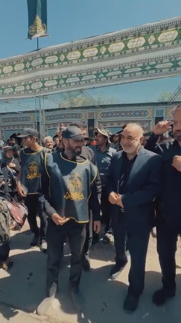 آخرین حضور شهید سردار سلامی در جمع زائران امام رضا (ع)+ تصاویر 4