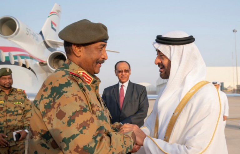 jpg_mbz_crown_prince_of_abu_dhabi_receives_al-burhan_up_on_his_arrival_to_abu_dhabi_on_26_may_2019_photo_wam