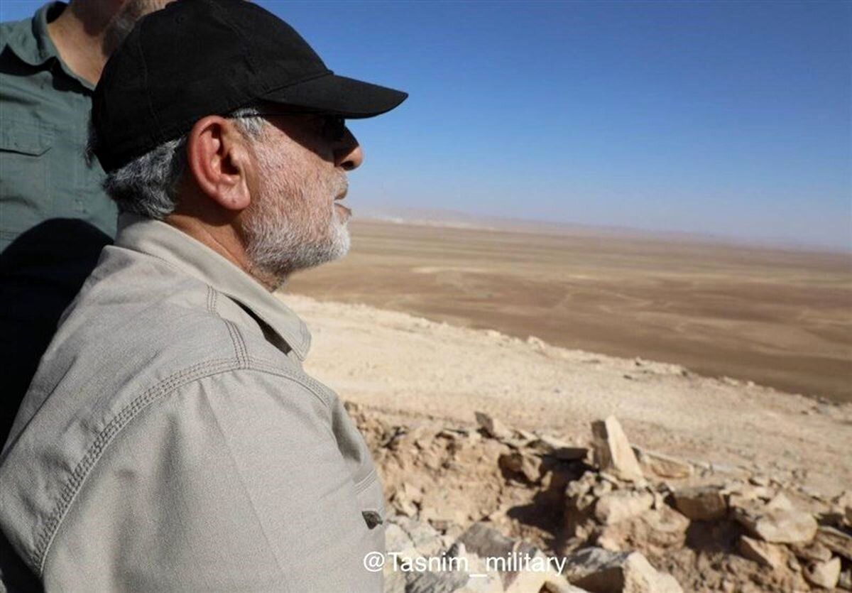 عکسی از سردار قاآنی در شمال لبنان /ادعای اسرائیلی ها درباره فرمانده قدس سپاه