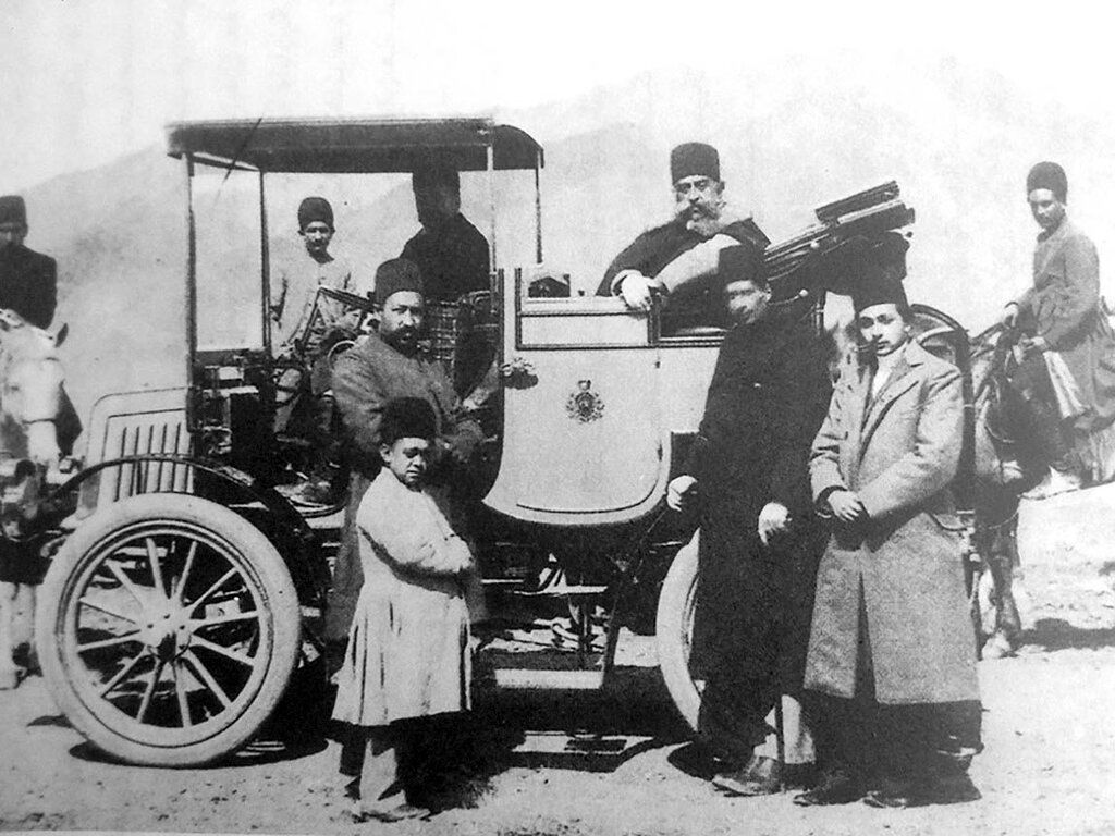 نخستین اتومبیلی که وارد تهران شد/ عکس
