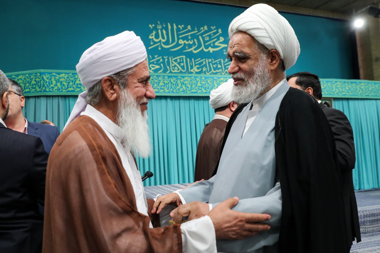 قاب هایی متفاوت از مهمانان امروز بیت رهبری 4