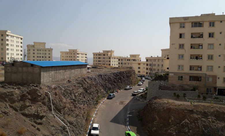مصائبِ زندگی بیخ گوش پایتخت؛ از کوه تراشی و نبود امکانات تا سرقت از منازل و کمبود بیمارستان 4