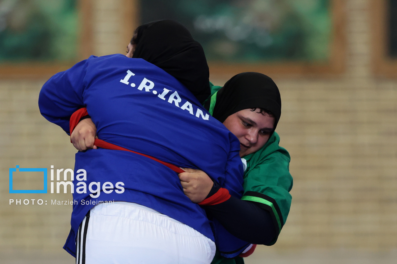 لیگ آلیش زنان