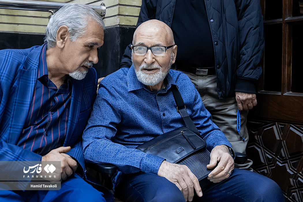 مراسم ختم برادر تاجزاده