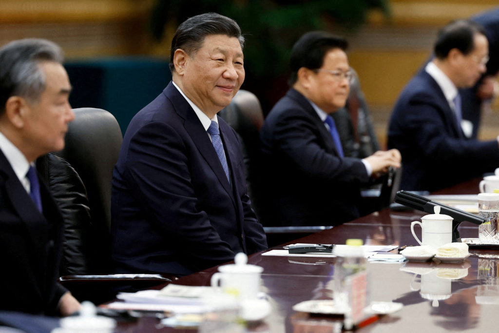 2023-12-31T120452Z_25136605_RC2T05AX1W0K_RTRMADP_3_TAIWAN-ELECTION-CHINA-1024x683