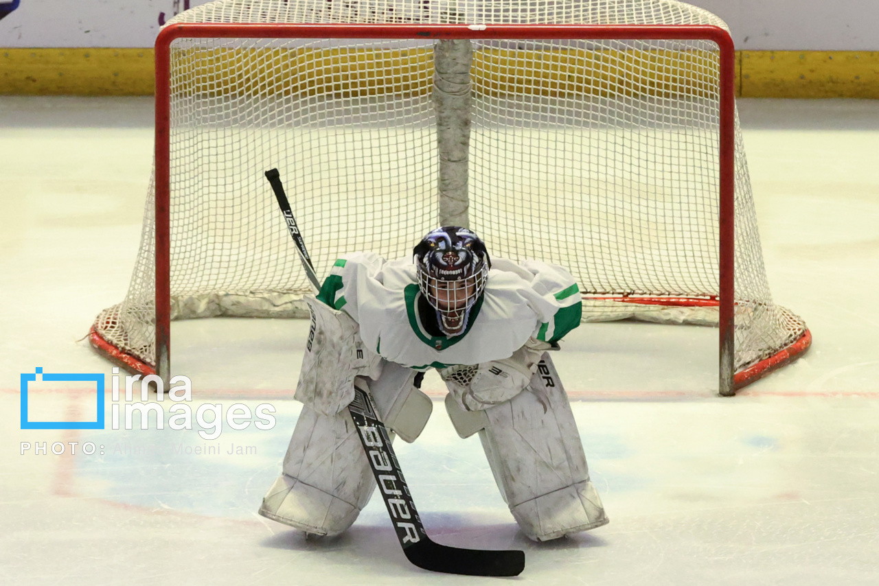 هاکی روی یخ دختران