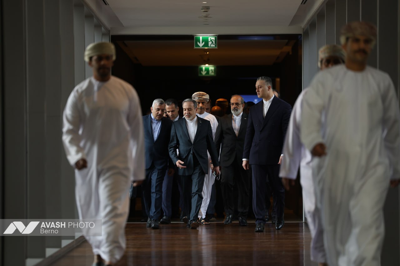 تیم مذاکره کننده