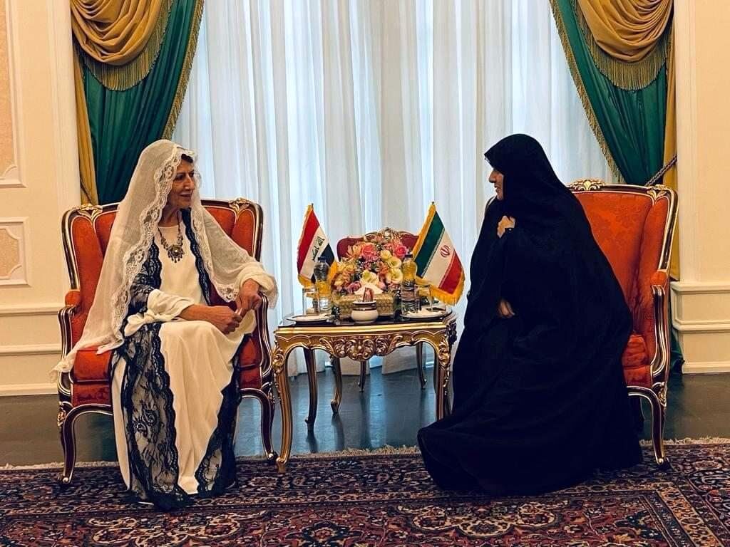 پوشش همسر رئیس جمهور عراق در دیدار با جمیله علم الهدی + تصاویر 5