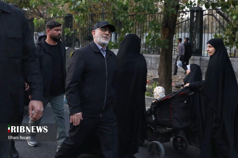 حضور سردار قاآنی در تجمع امروز حجاب در تهران با ظاهری متفاوت + عکس 2