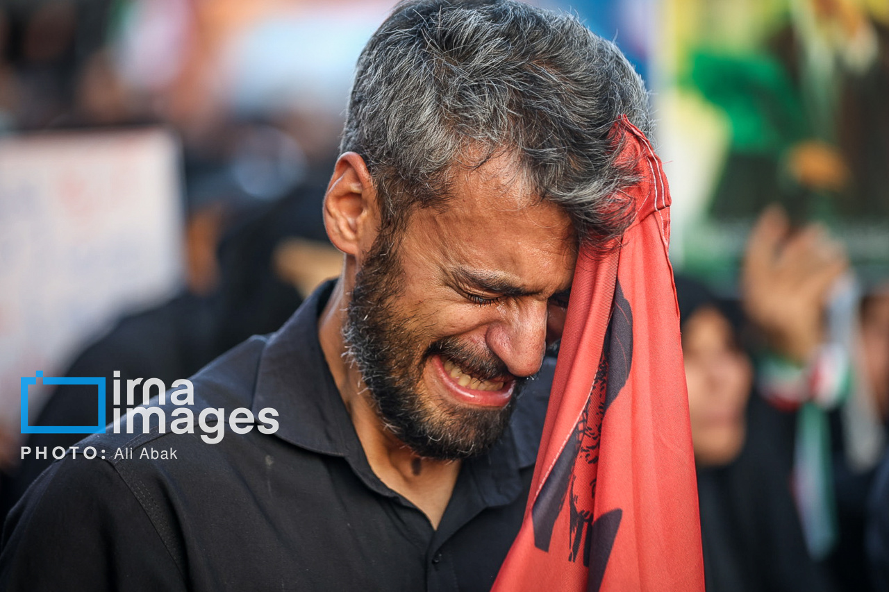 مراسم تشییع رهبری