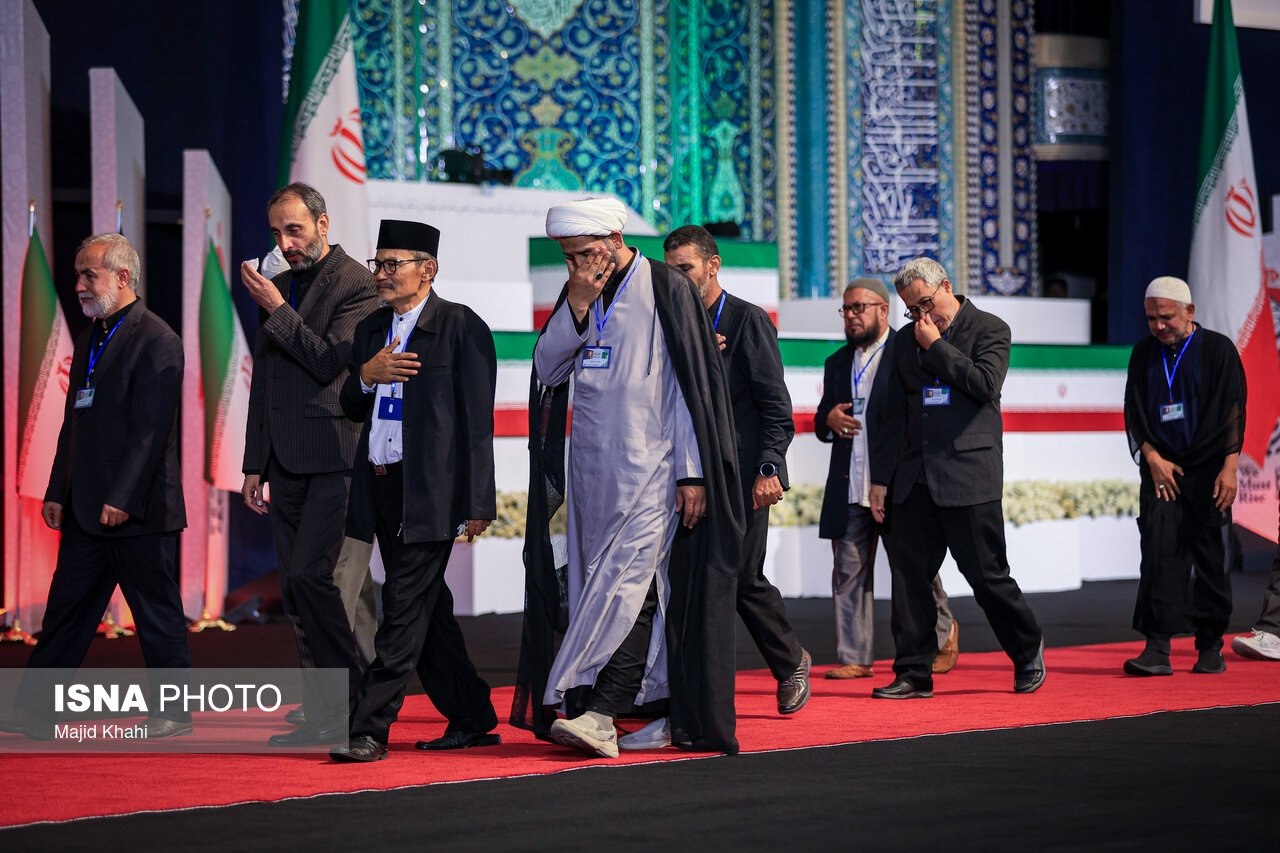 تشییع رهبر شهید