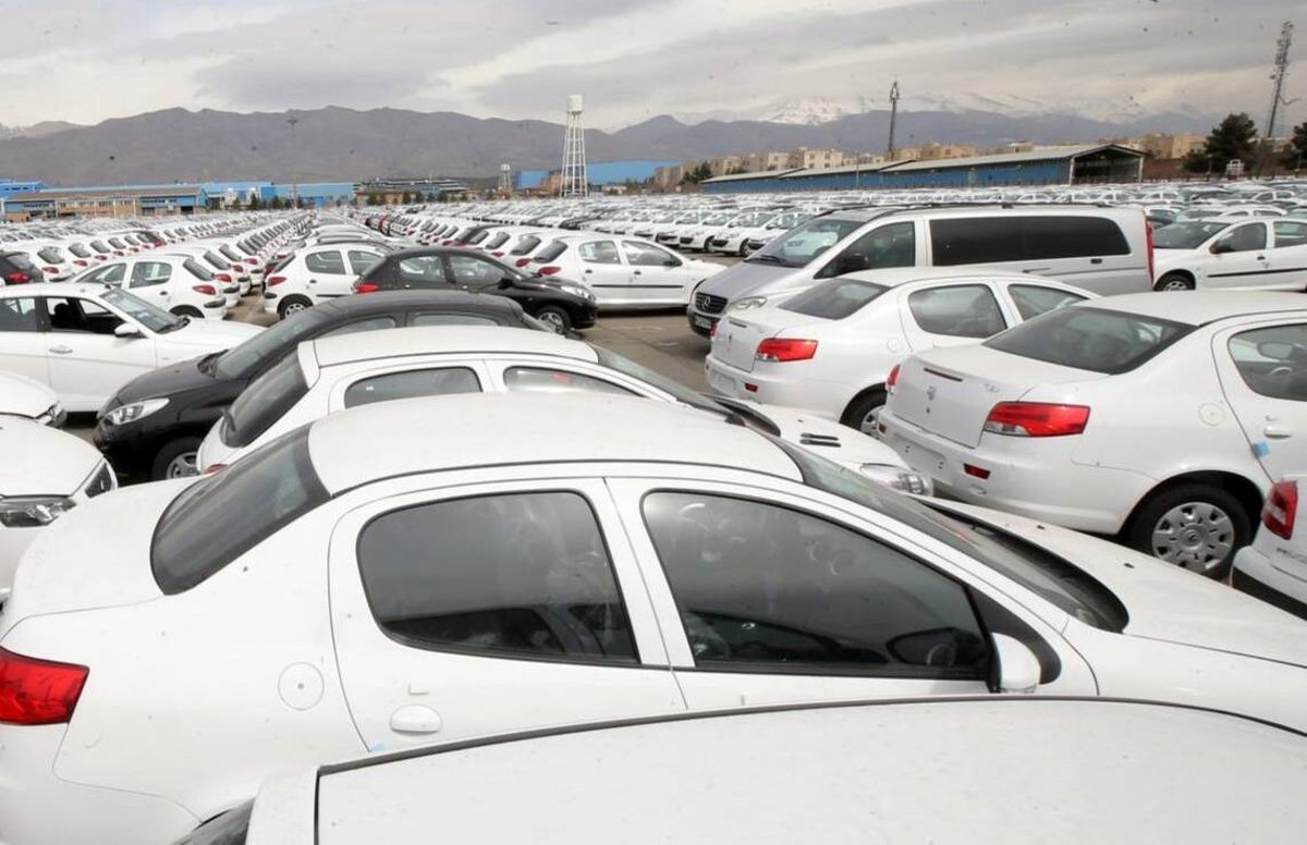 ریزش قیمت‌ها در بازار خودرو/ پراید، کوییک و تیبا ارزان نشدند!