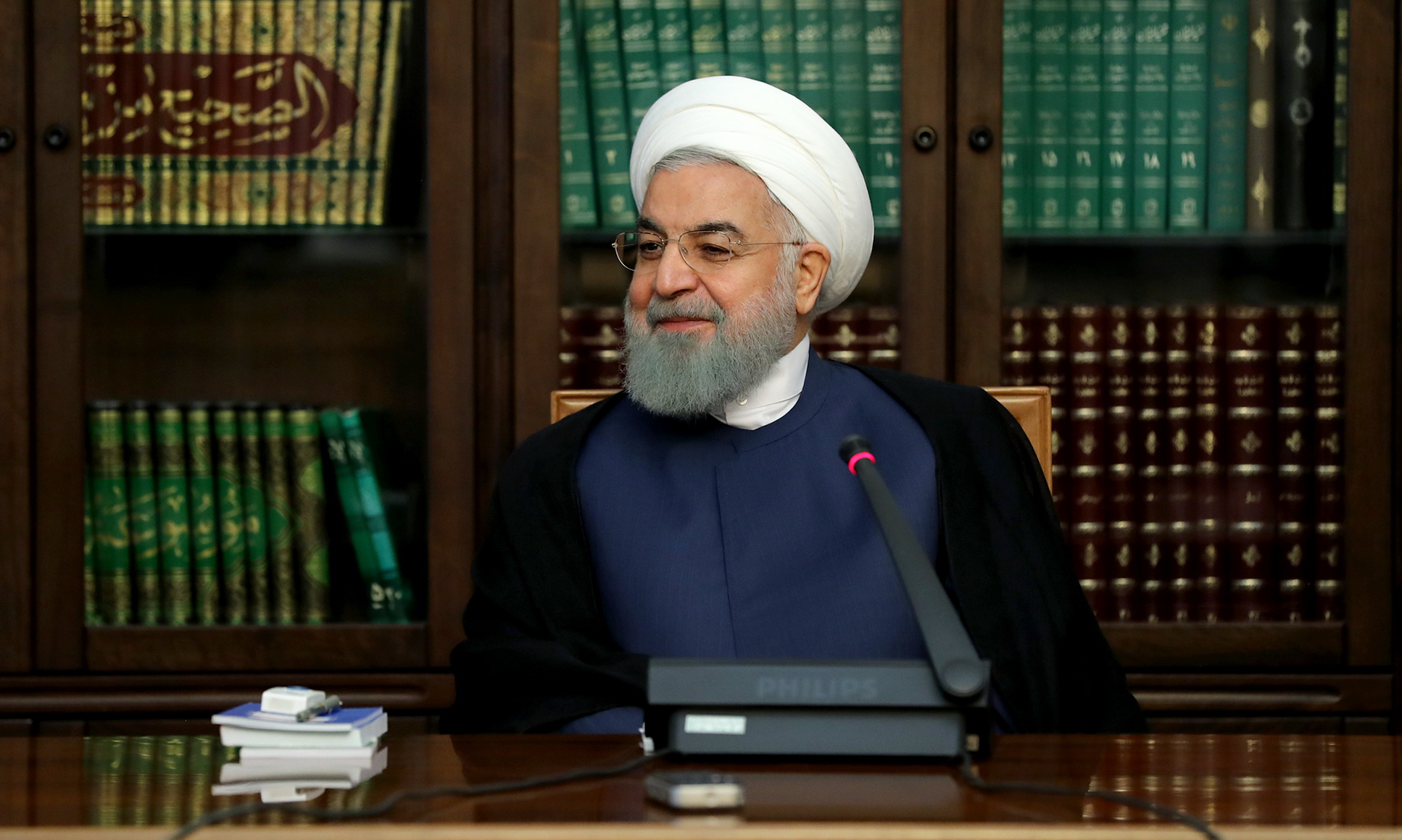 دیدار روحانی با اعضای فراکسیون امید