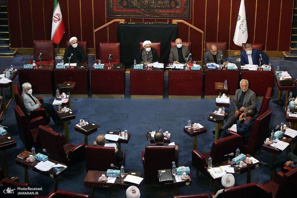 لاریجانی، شمخانی و محسن رضایی در یک جلسه اضطراری