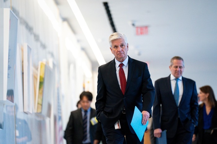 نبرد غول‌ها در واشنگتن و وال استریت | سکان‌دار آتی فدرال رزرو کیست؟