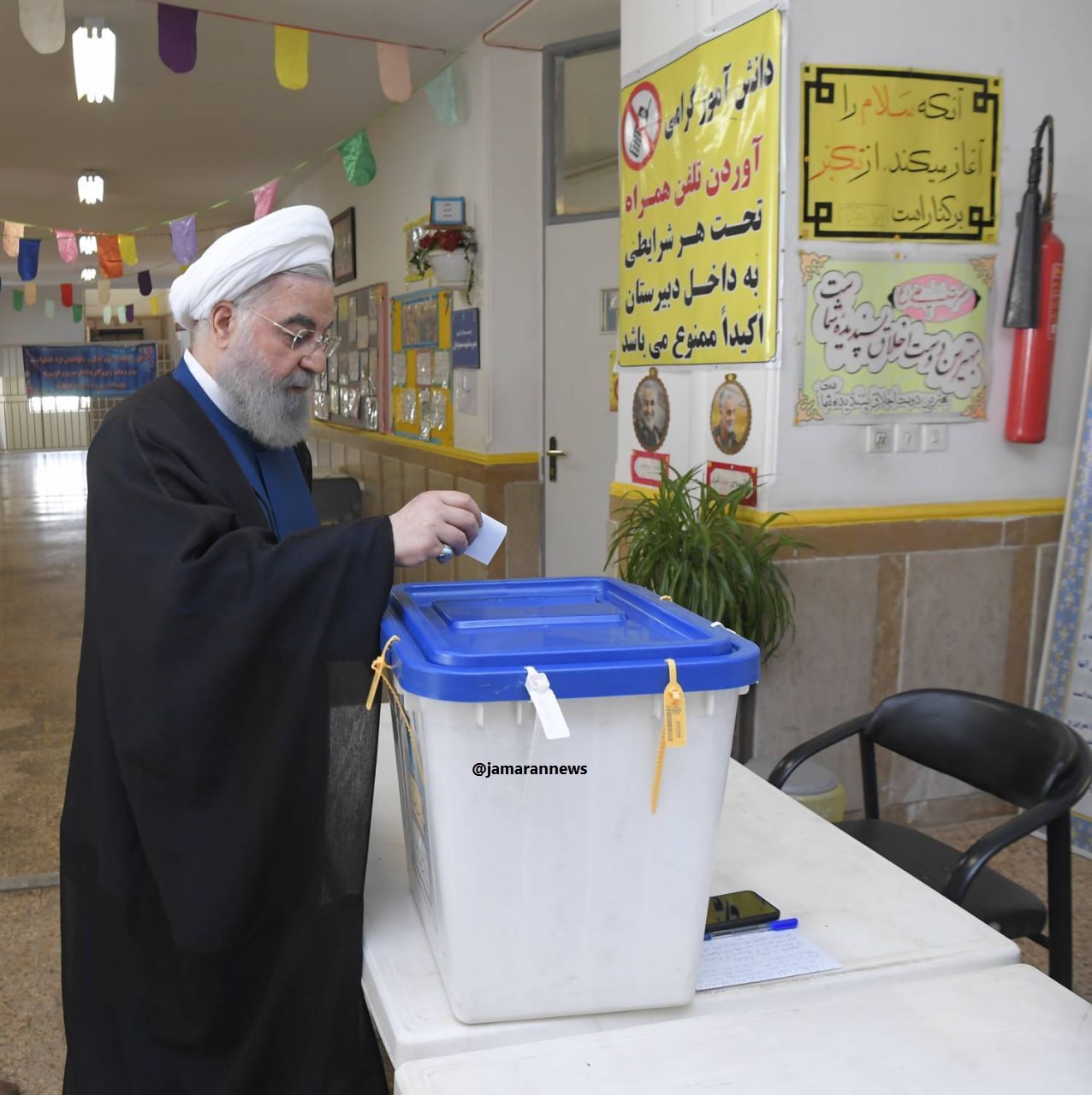 شرکت حسن روحانی در انتخابات ریاست جمهوری + عکس 2