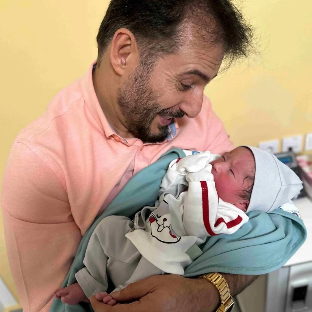سید جواد هاشمی پدربزرگ شد + عکس نوه 2