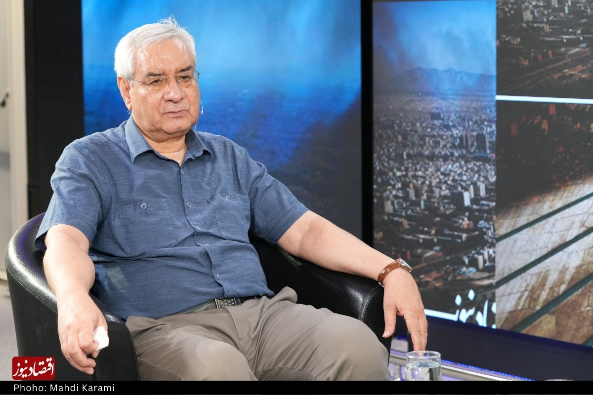 اصغرزاده: مصادره های اول انقلاب اشتباه کامل بود | بر سر اقتصاد با آمریکا مذاکره کنیم | 180 اقتصاددان نه دنبال وزارت هستند نه دنبال پول 8