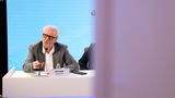 بهکیش: برای جلوگیری از جنگ باید منافع اقتصادی کشورها به یکدیگر گره بخورد | امکان ساختن اقتصادی بهتر فراهم خواهد شد اگر...
