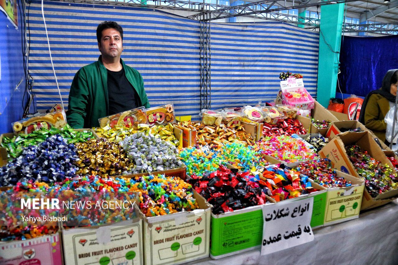 روزنامه شهرداری: شب یلدا مرغ ناردونی بخورید با پسته شور و بادام هندی /گردو و انجیر خشک یادتان نرود