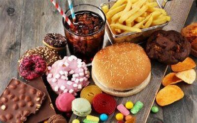 اگر باشگاه می‌روید این غذاها را نخورید
