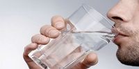 ۱۰ فایده نوشیدن آب گرم برای بدن