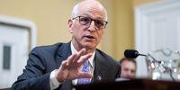 افشاگری عضو ارشد کنگره از ادعای ترامپ درباره توافق با ایران/ ونسِ بیچاره مجبور بود مدام به فرودگاه برود و برگردد