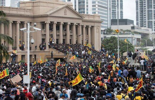سریلانکا دست به دامن چین می‌شود؟