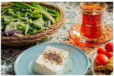 در ماه رمضان چه بخوریم؟/باید و نبایدهای غذایی برای روزه داران