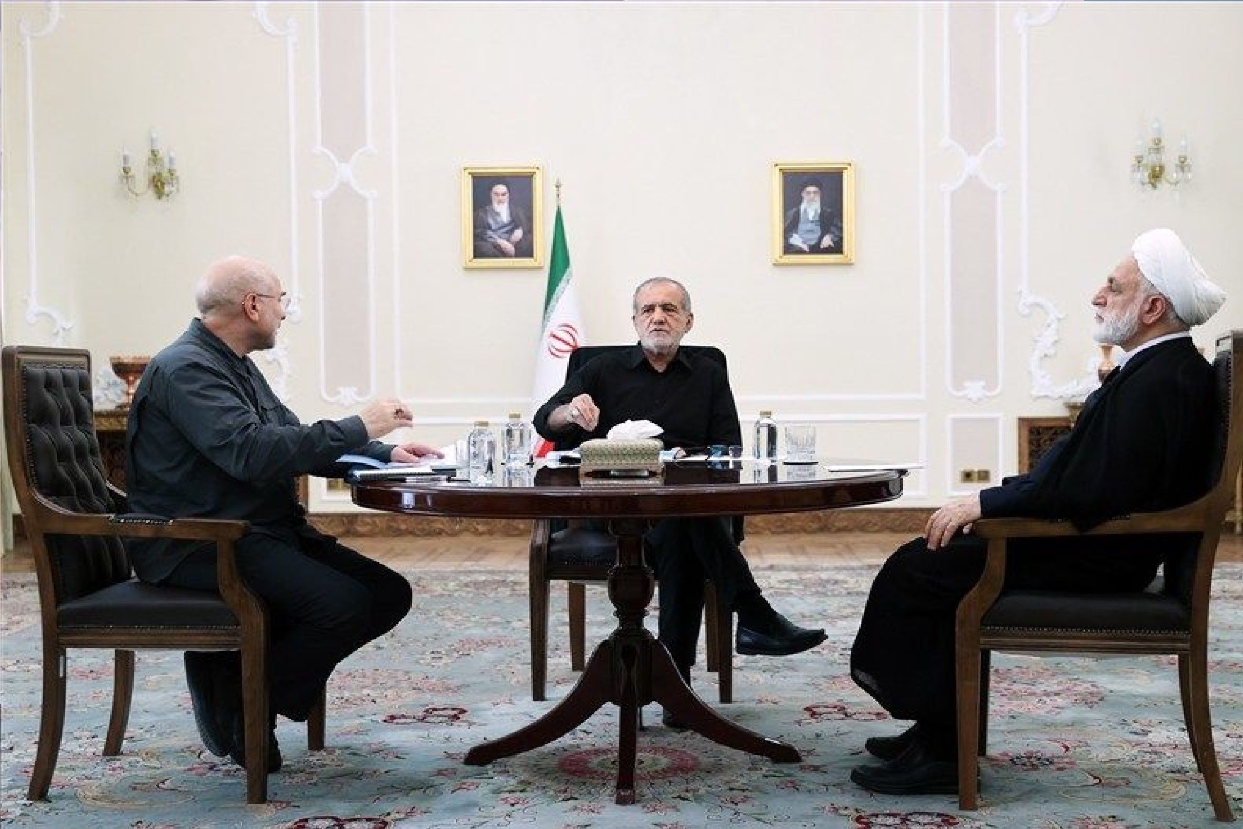 نشست مشترک سران قوا برگزار شد