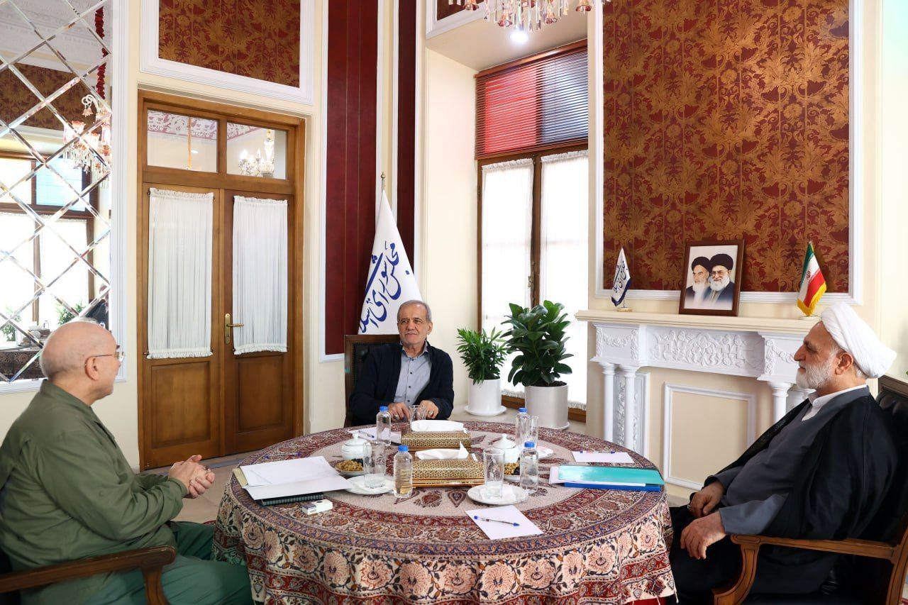 برگزاری نشست مشترک سران قوا در دفتر قالیباف+ عکس