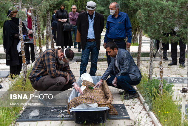 خاکسپاری غریبانه «نجف دریابندری» 