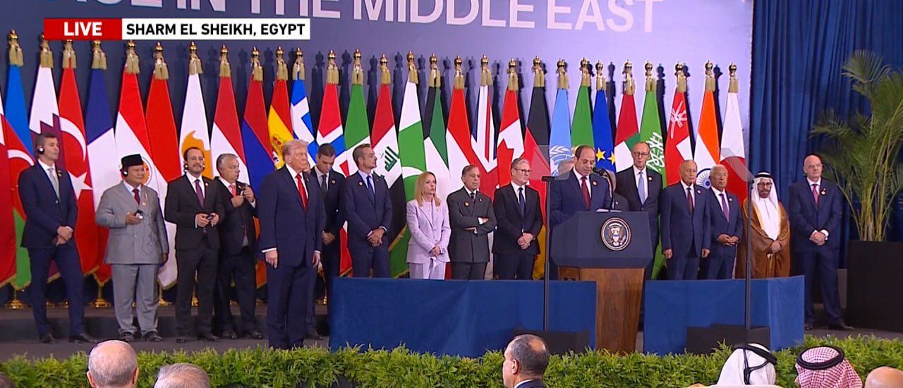 حضور یک مهمان عجیب در مراسم صلح غزه در شرم‌الشیخ!+ عکس 2