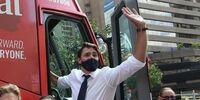 آقای نخست‌ وزیر سنگ‌باران شد/ آخرین وضعیت جسمانی اش