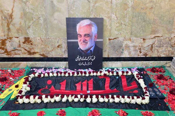 پیکر مطهر شهید طهرانچی در آغوش خاک آرام گرفت