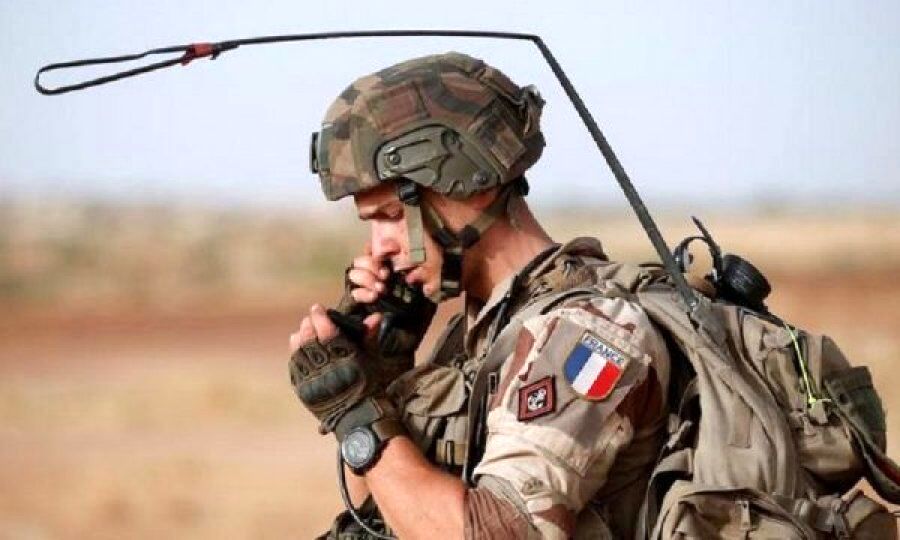 مرگ دلخراش سرباز فرانسوی