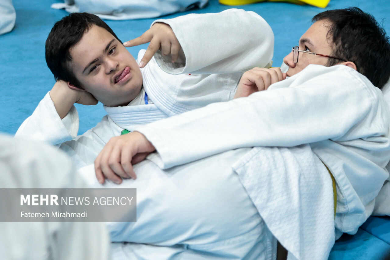 تصاویر| نبرد جودوکاران کم توان ذهنی