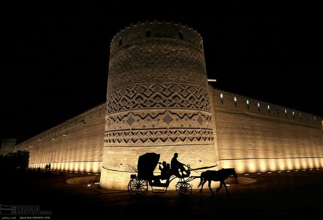 15 اردیبهشت روز شیراز