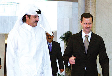  امیر قطر با بشار اسد دست داد 