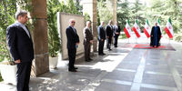 تصویری متفاوت از دیدار دیپلماتیک روحانی با سفرای ایرانی