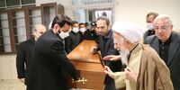 اشک‌ها و بی‌تابی‌های آیت‌الله جوادی آملی در وداع ابدی با همسرشان+عکس‌ها