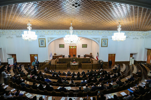 نشست خبری رئیس مجلس شورای اسلامی