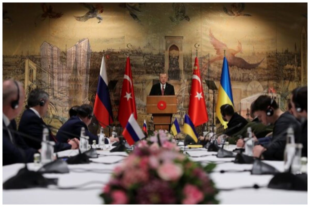 تلاش‌های ترکیه برای میانجیگری در جنگ روسیه و اوکراین