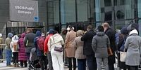 نیویورک تایمز: آمریکا به دنبال مقصدهای جدید برای اخراج مهاجران است