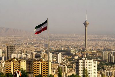 پیش‌بینی قیمت طلا، دلار و سکه امروز 16 شهریور 1404 | سیگنال‌های سیاسی و اقتصادی به معامله گران 3