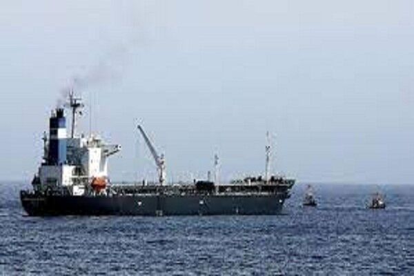 توقیف یک کشتی حامل سوخت توسط ائتلاف سعودی 