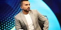 گوشی مجری جنجالی فوتبال را دزد زد!