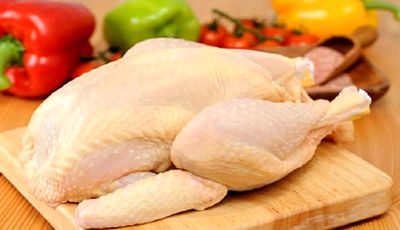به صدا درآمدن زنگ خطر درپی افزایش قیمت مرغ/ هر کیلو مرغ چقدر گران شد؟/ سرانه مصرف کاهش یافت
