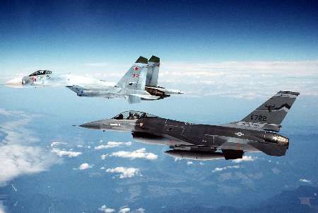 نگرانی پنتاگون از درگیری جنگنده‌های روسی و آمریکایی
